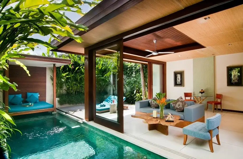 desain rumah mewah 2 lantai dengan kolam renang dan taman