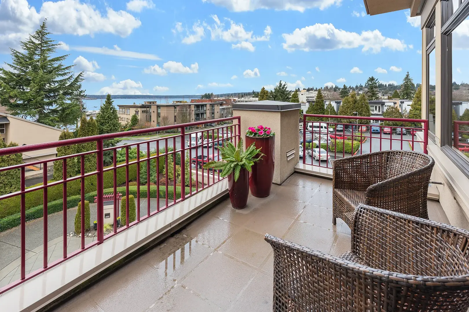 Balkon Minimalis